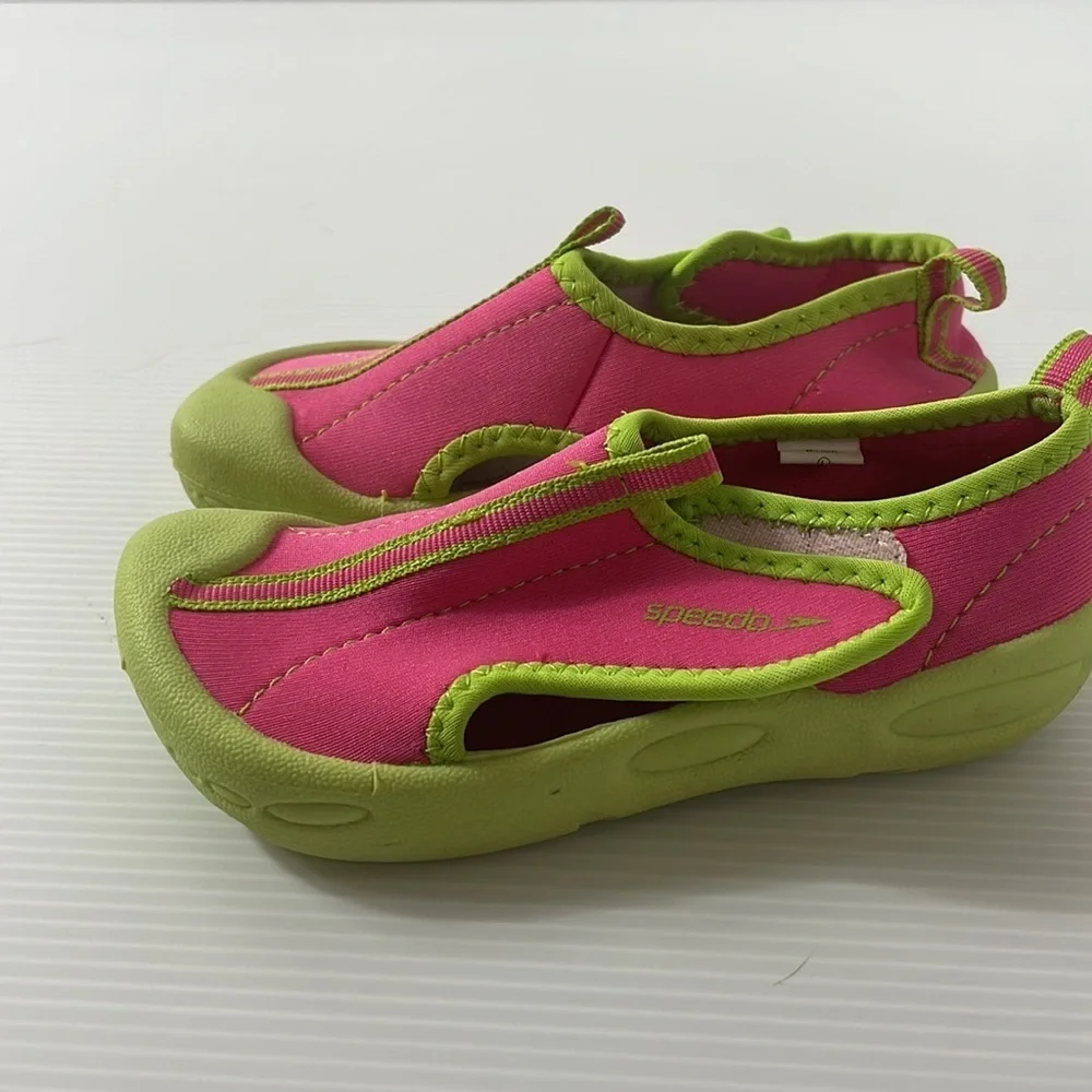 Speedo kids girls water shoes, little girls 9/10